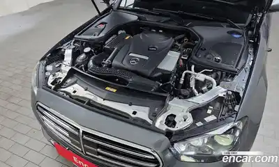Mercedes-Benz E-Class 2021 2.0 гидро в Москве, миниатюра 6