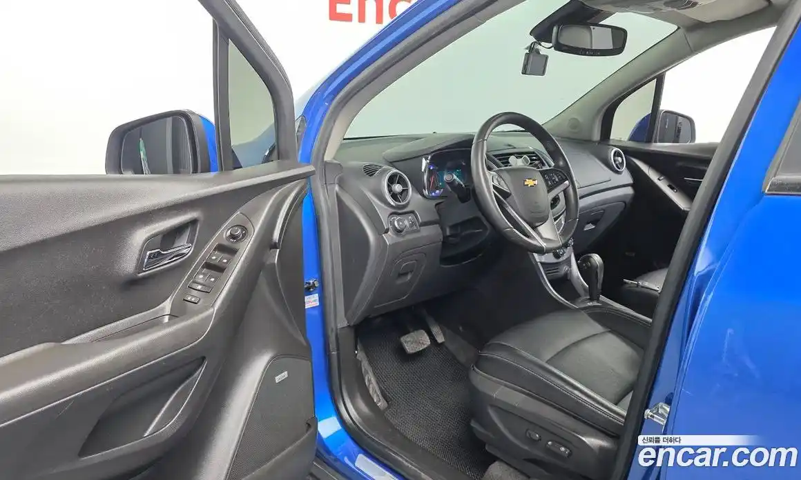 Chevrolet Trax 2016 1.6 гидро в Москве № 1320294, фото 13