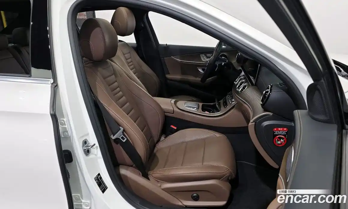 Mercedes-Benz E-Class 2022 2.0 гидро в Москве № 1322243, фото 16