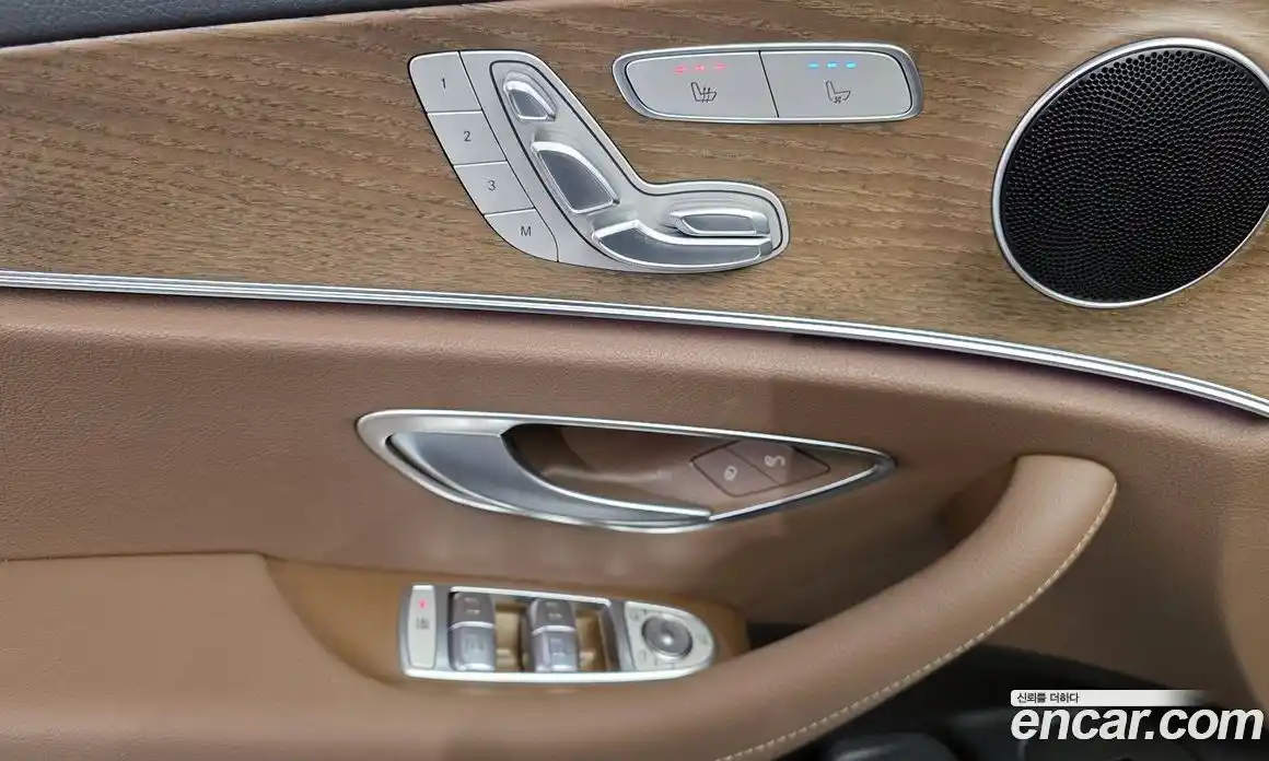 Mercedes-Benz E-Class 2022 2.0 гидро в Москве № 1322243, фото 27