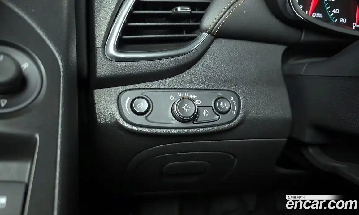 Chevrolet Trax 2017 1.4 гидро в Москве № 1345067, фото 24