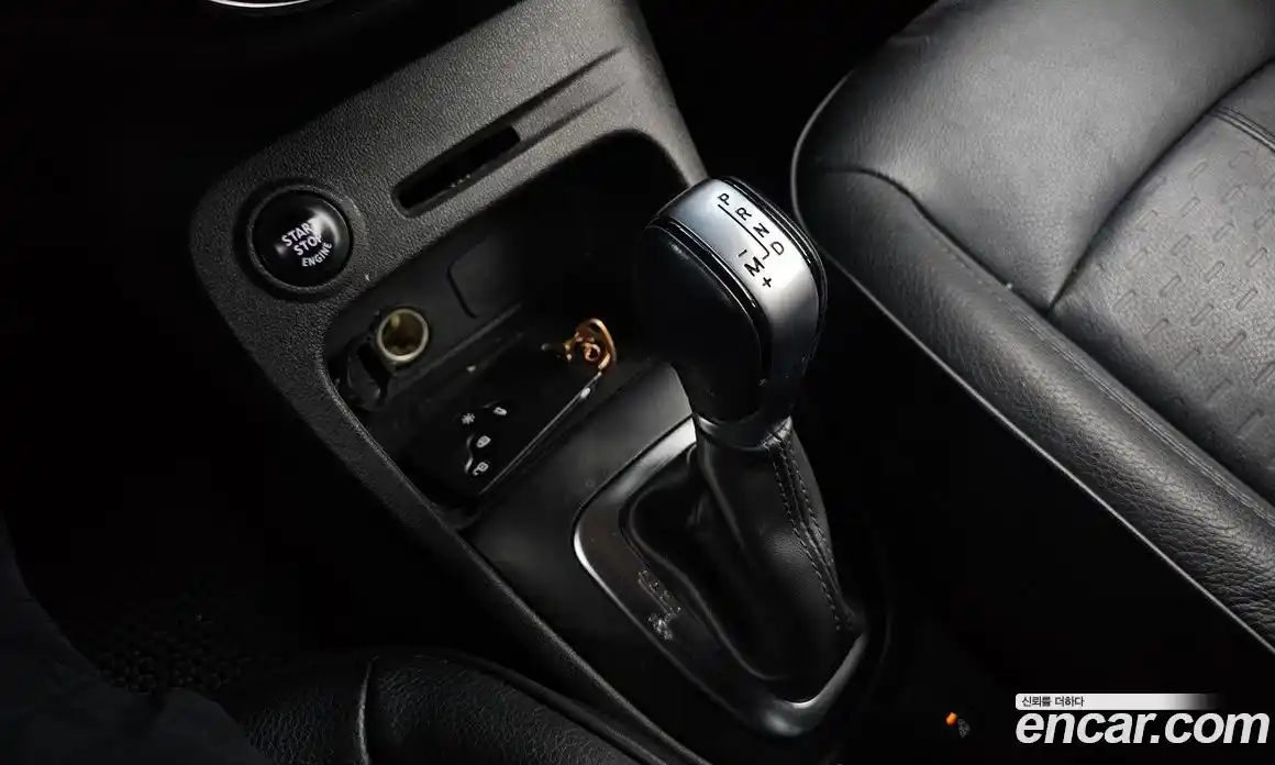 Renault QM3 2017 1.5 гидро в Москве № 1346374, фото 12