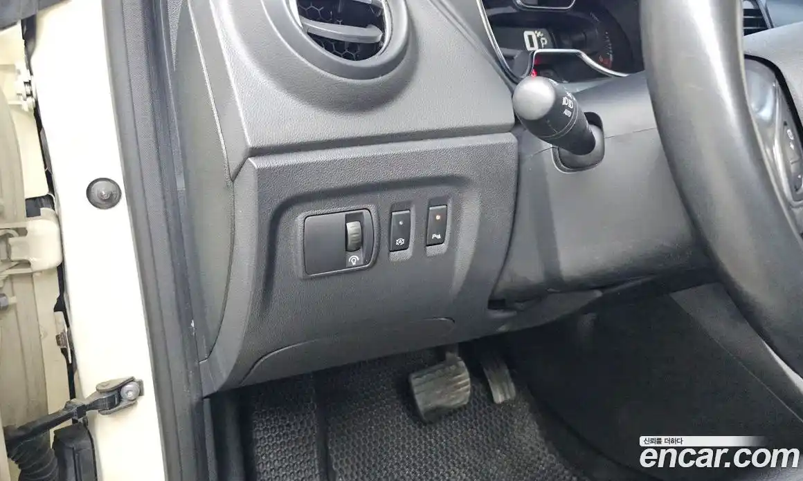 Renault QM3 2017 1.5 гидро в Москве № 1346374, фото 19