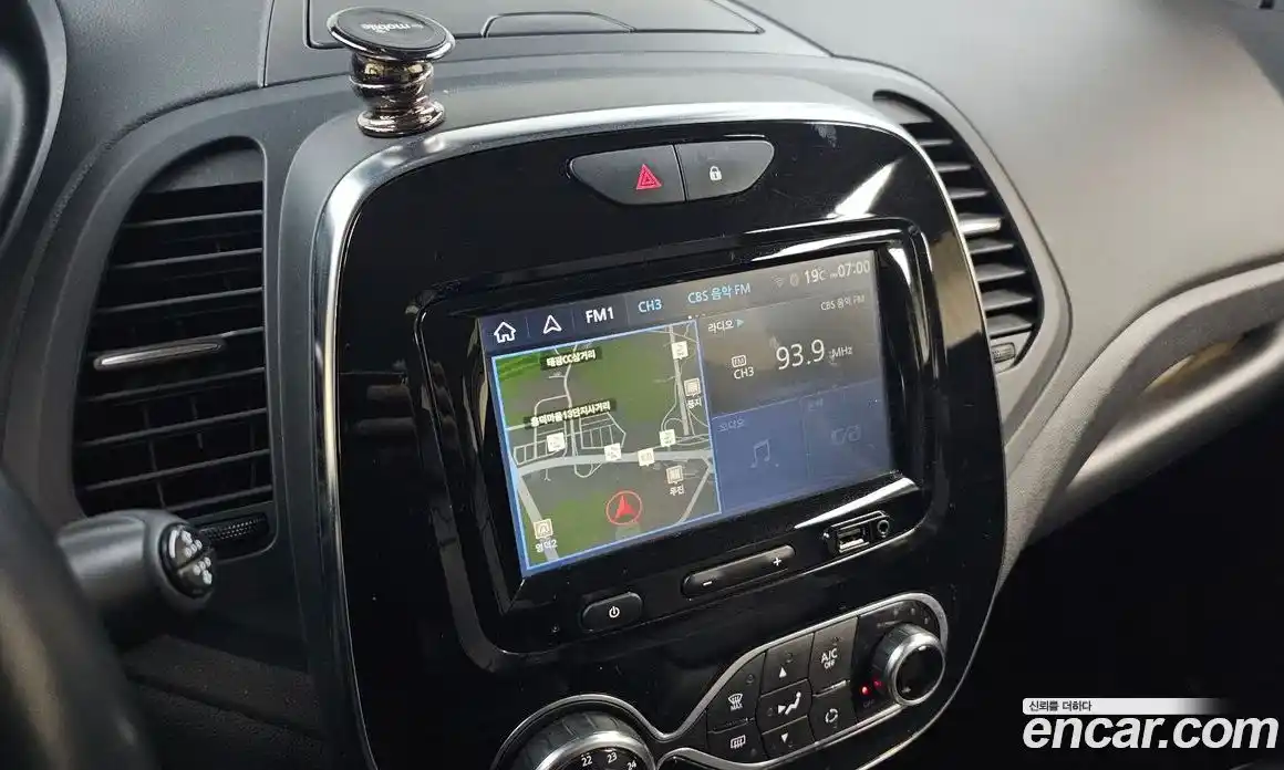 Renault QM3 2017 1.5 гидро в Москве № 1346374, фото 21