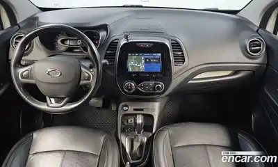 Renault QM3 2017 1.5 гидро в Москве № 1346374, миниатюра 10