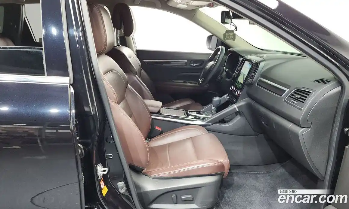 Renault QM6 2016 2.0 гидро в Москве № 1346780, фото 16