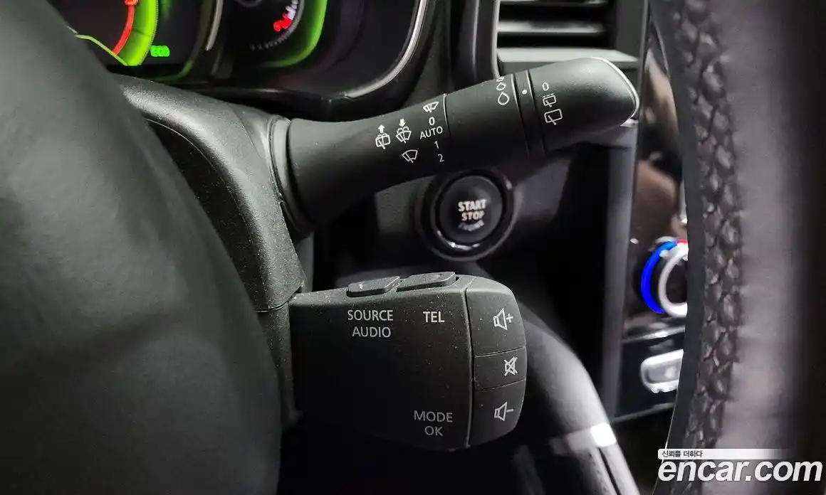 Renault QM6 2016 2.0 гидро в Москве № 1346780, фото 27