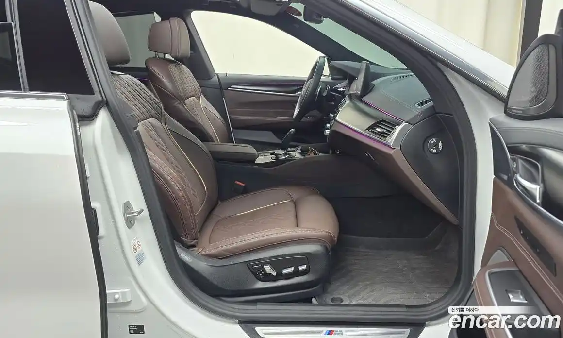 BMW 6-Series 2024 3.0 гидро в Москве, фото 17