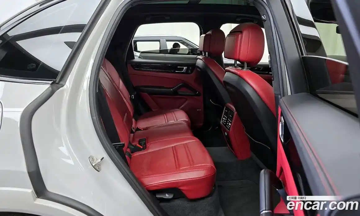 Porsche Cayenne 2022 3.0 гидро в Москве № 1349008, фото 27