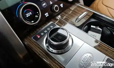 Land Rover Range-Rover 2021 3.0 гидро в Москве № 1349318, миниатюра 12