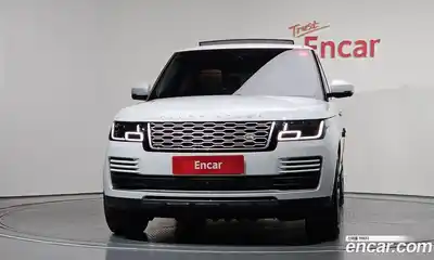Land Rover Range-Rover 2021 3.0 гидро в Москве № 1349318, миниатюра 3