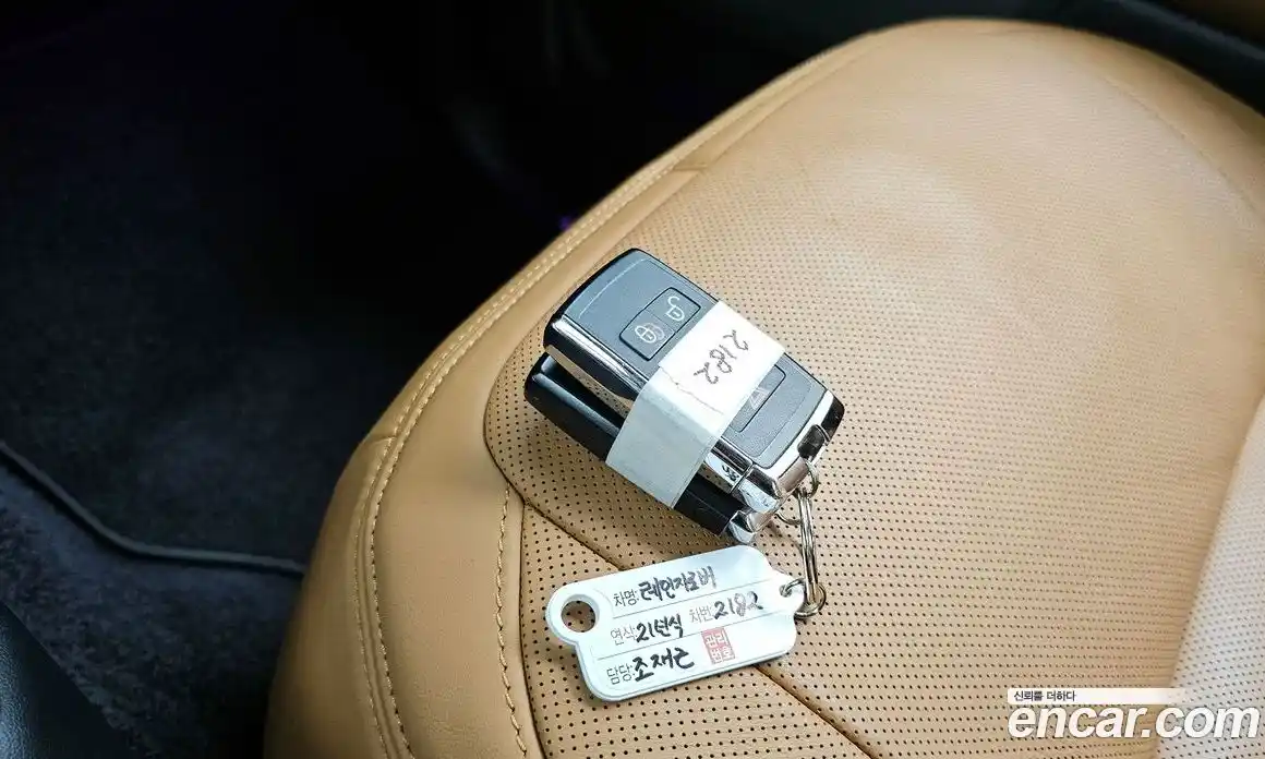 Land Rover Range-Rover 2021 3.0 гидро в Москве № 1349318, фото 33