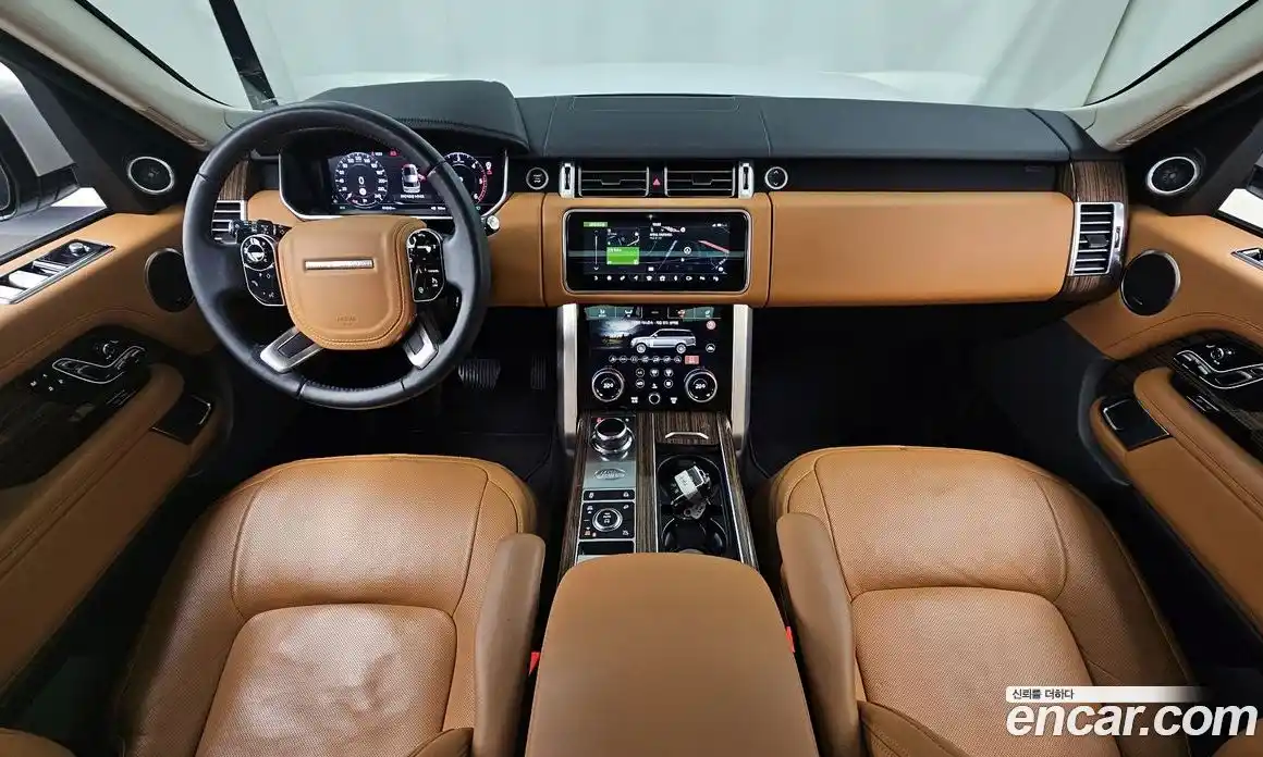 Land Rover Range-Rover 2021 3.0 гидро в Москве № 1349318, фото 10