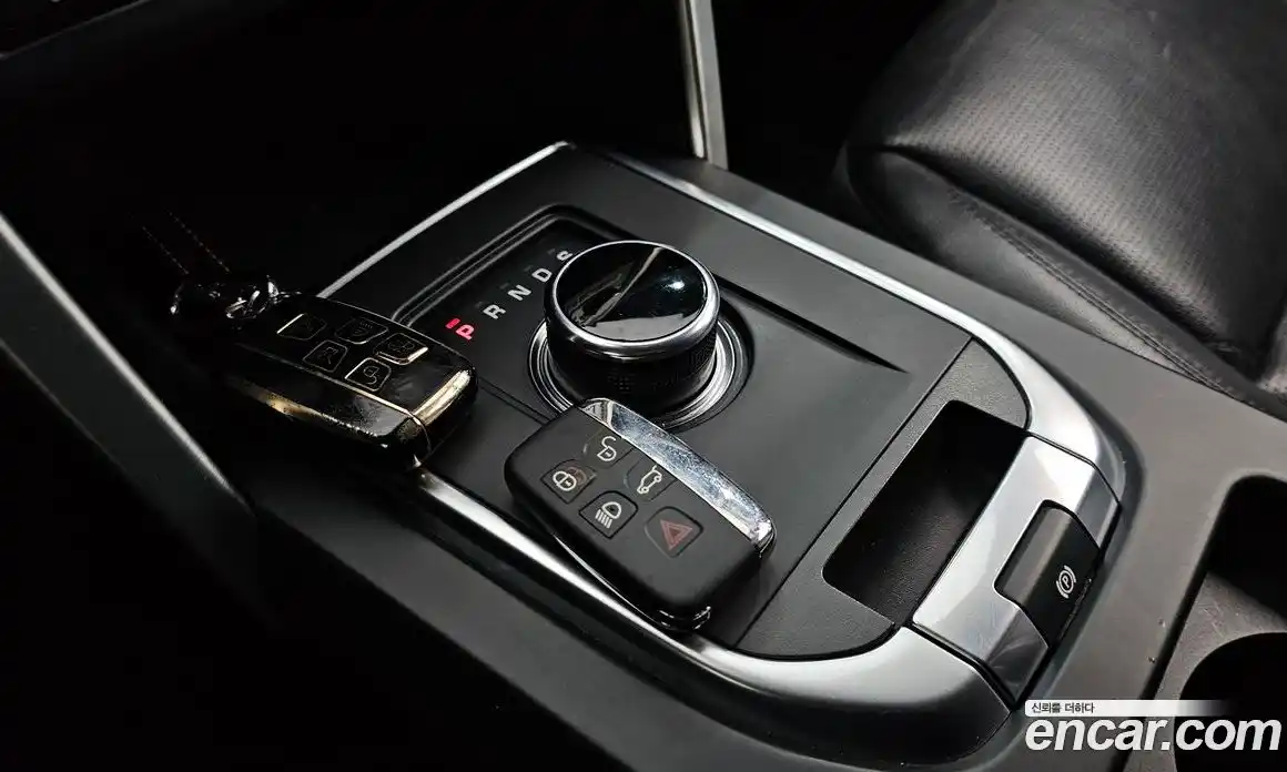 Land Rover Discovery Sport 2018 2.0 гидро в Москве № 1349340, фото 12
