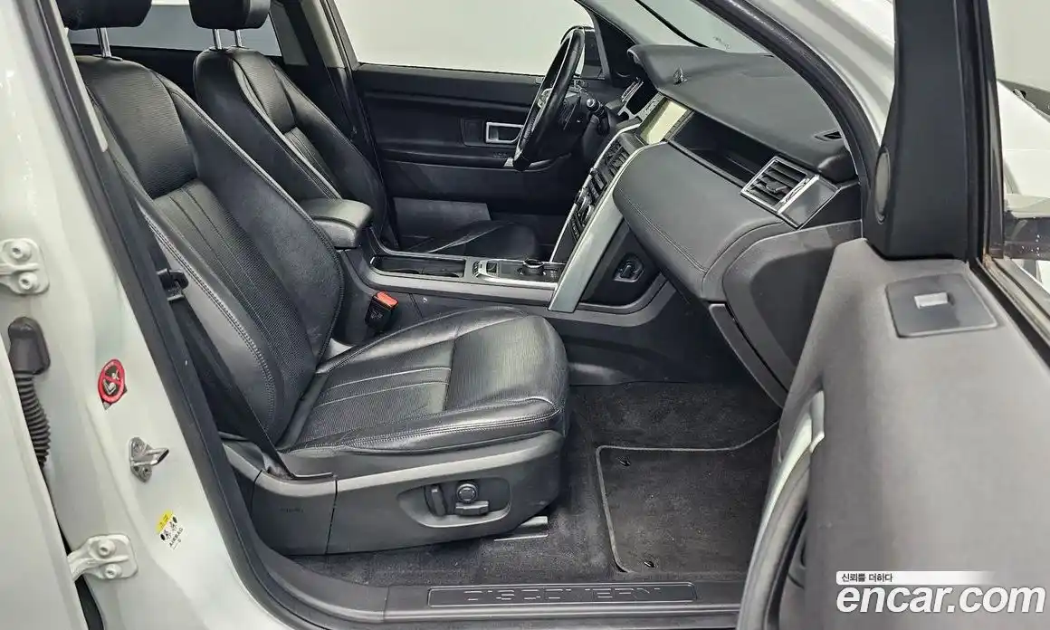 Land Rover Discovery Sport 2018 2.0 гидро в Москве № 1349340, фото 18