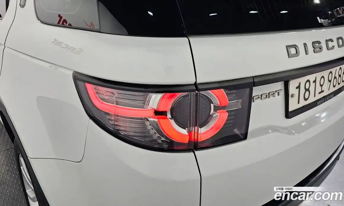 Land Rover Discovery Sport 2018 2.0 гидро в Москве № 1349340, фото 9