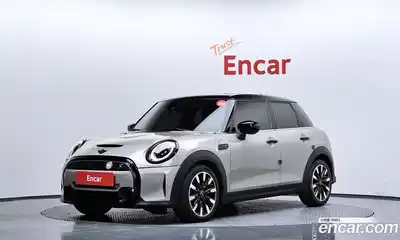 Mini Cooper, 2021