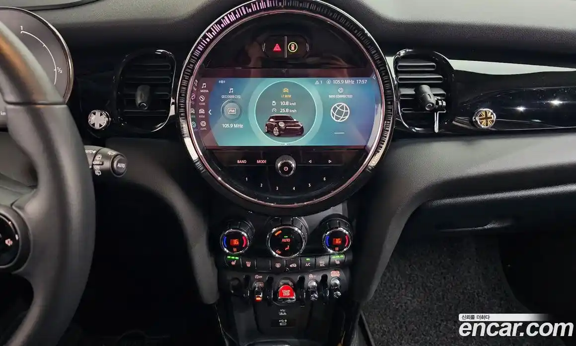 Mini Cooper 2021 2.0 гидро в Москве № 1349629, фото 20