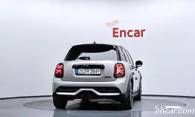 Mini Cooper 2021 2.0 гидро в Москве № 1349629, миниатюра 4