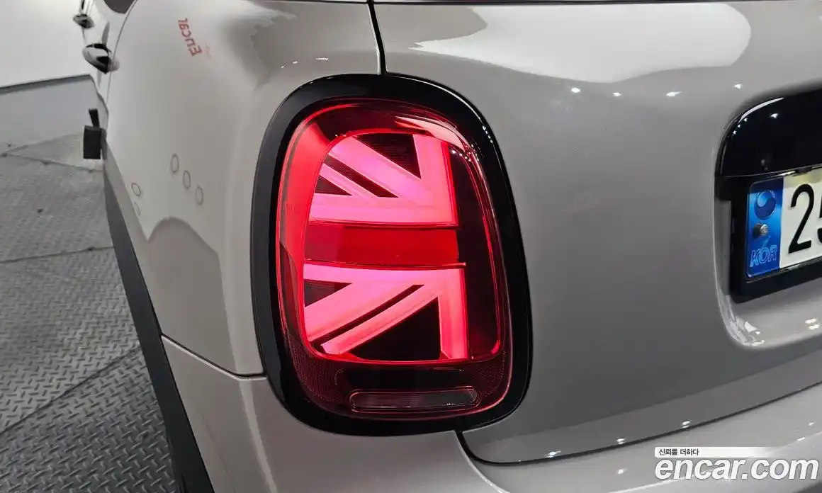 Mini Cooper 2021 2.0 гидро в Москве № 1349629, фото 9