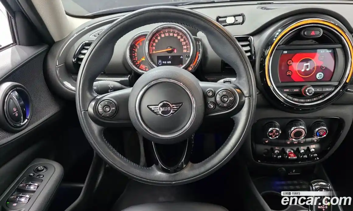Mini Clubman 2018 2.0 гидро в Москве № 1349690, фото 19