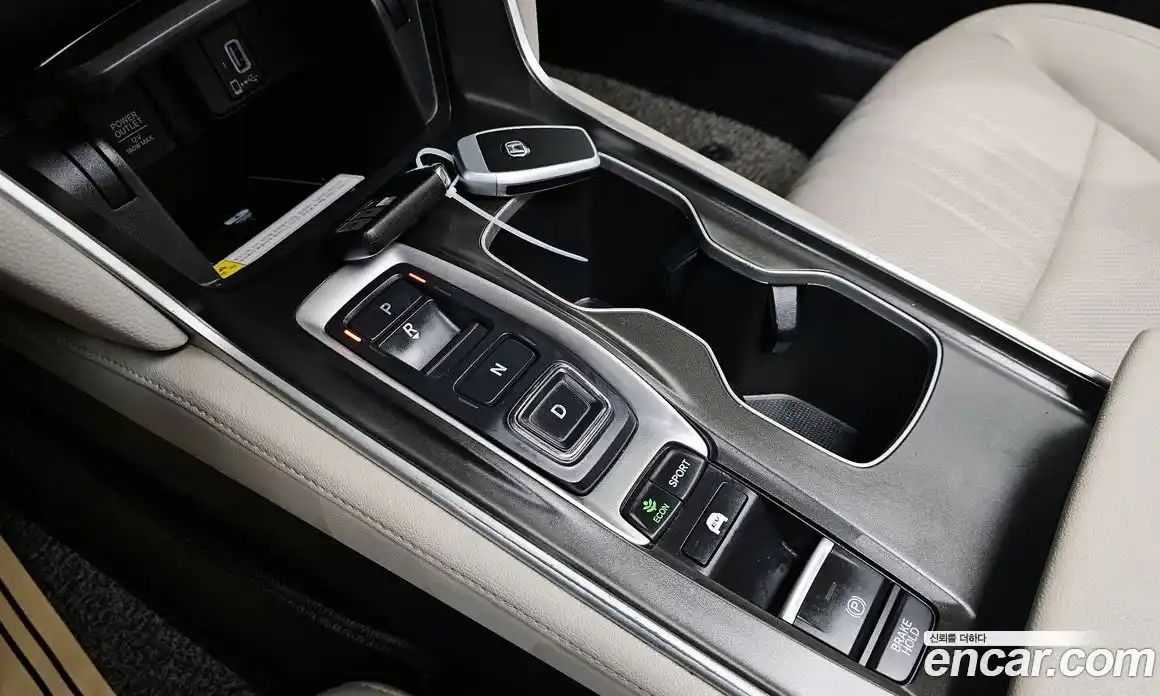 Honda Accord 2019 2.0 гидро в Москве № 1350884, фото 11
