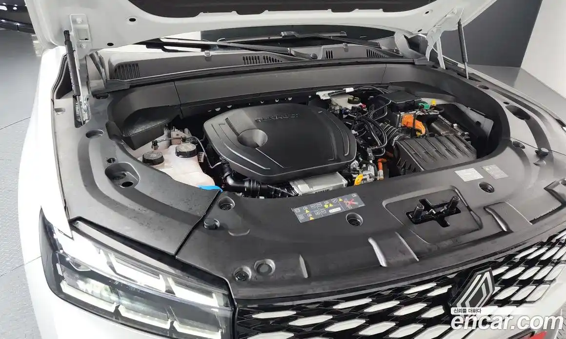 Renault Grand Koleos 2025 1.5 гидро в Москве № 1402177, фото 6