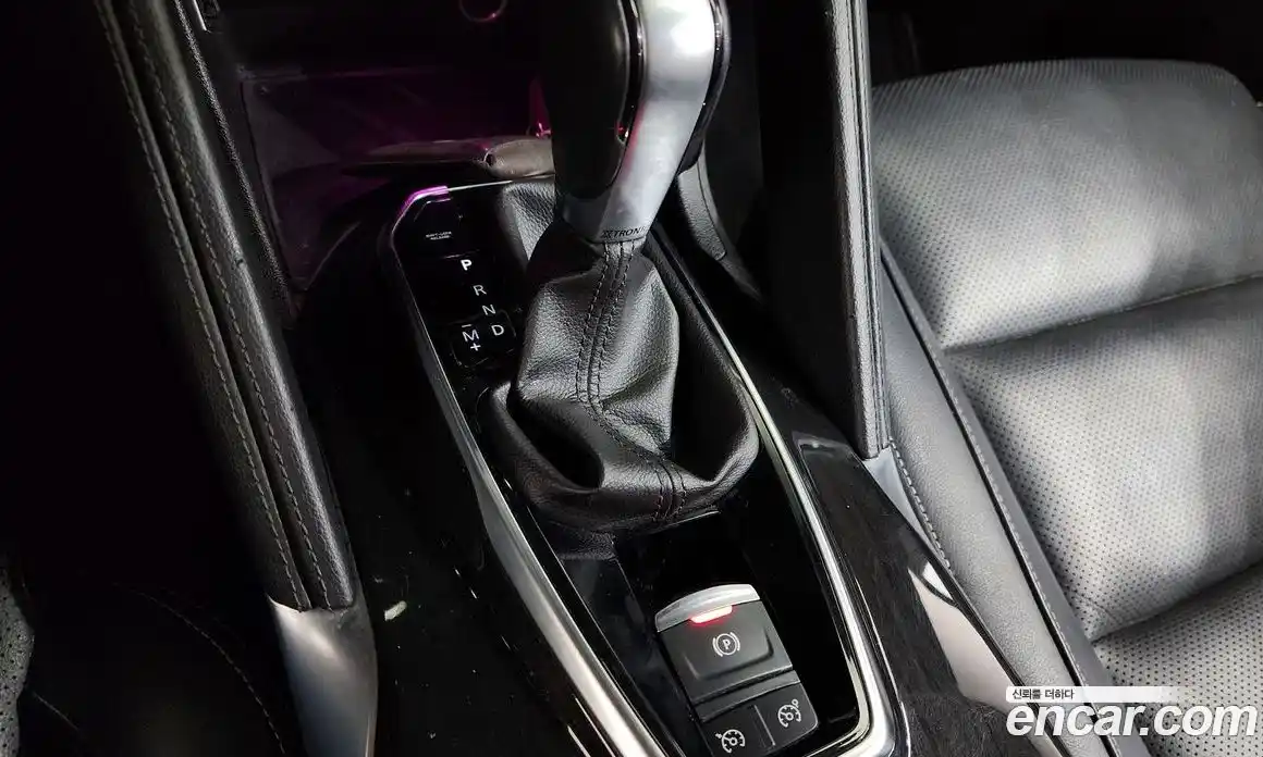 Renault QM6 2018 2.0 гидро в Москве № 1402828, фото 12