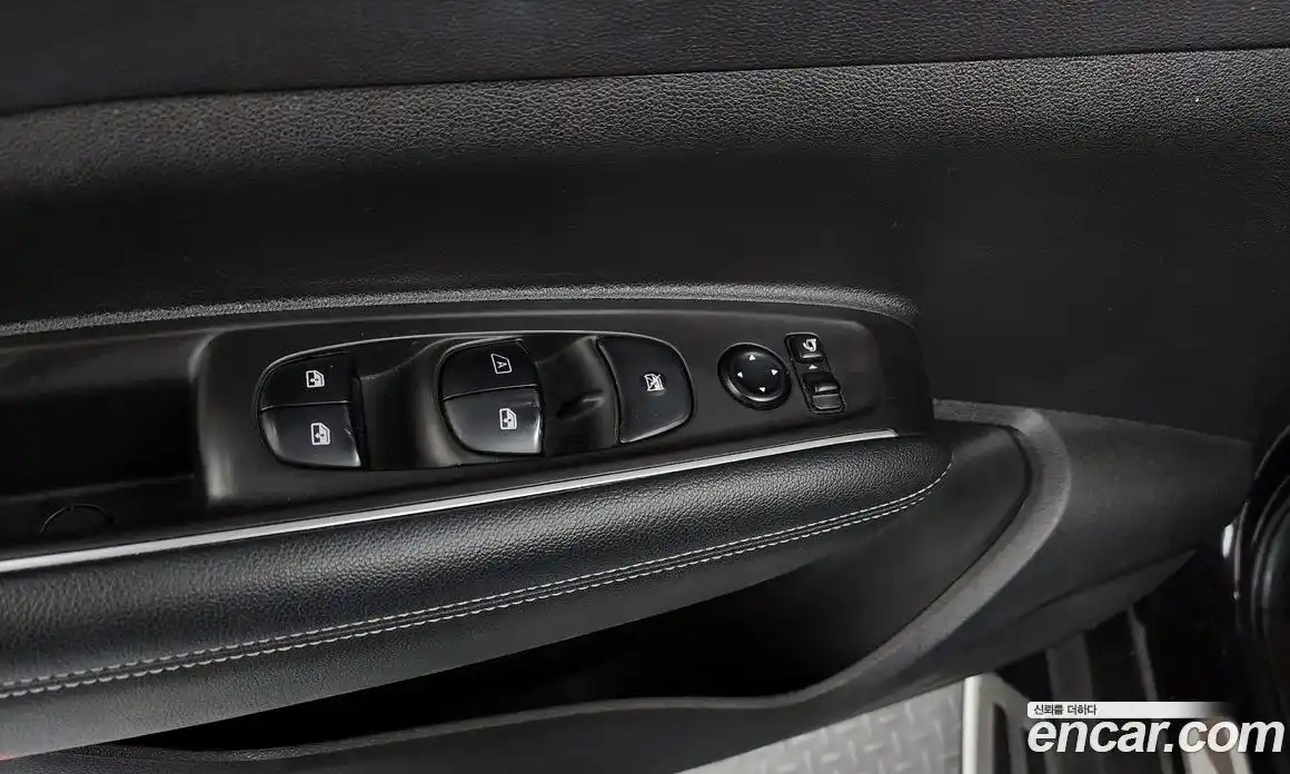 Renault QM6 2018 2.0 гидро в Москве № 1402828, фото 28