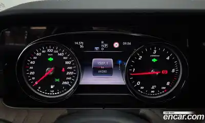 Mercedes-Benz E-Class 2019 1.9 гидро в Москве № 1403744, миниатюра 11
