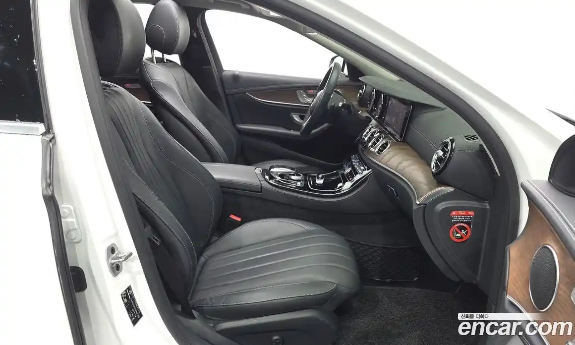 Mercedes-Benz E-Class 2019 1.9 гидро в Москве № 1403744, фото 13