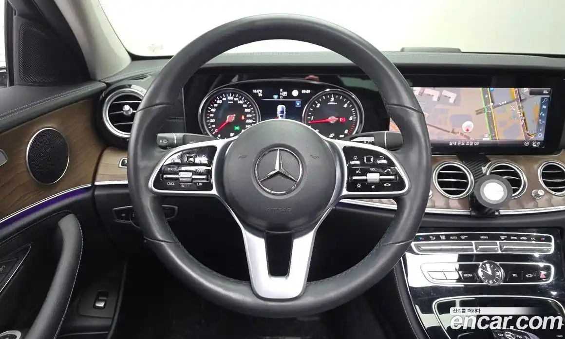 Mercedes-Benz E-Class 2019 1.9 гидро в Москве № 1403744, фото 19