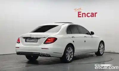 Mercedes-Benz E-Class 2019 1.9 гидро в Москве № 1403744, миниатюра 2