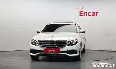Mercedes-Benz E-Class 2019 1.9 гидро в Москве № 1403744, миниатюра 3
