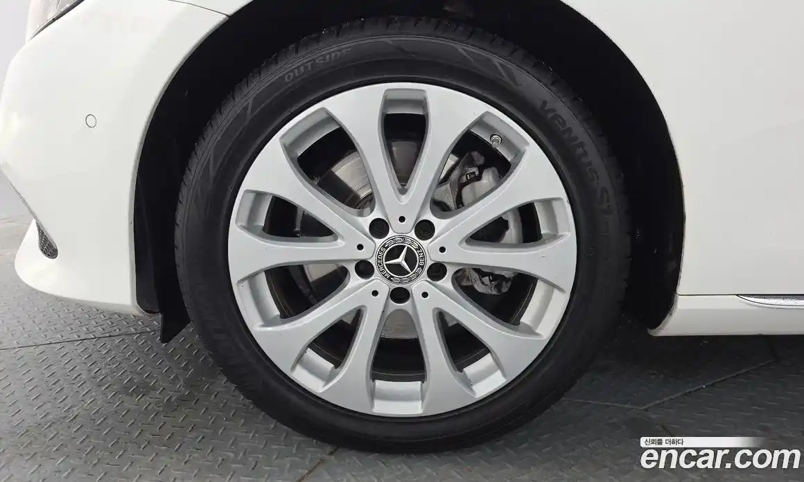 Mercedes-Benz E-Class 2019 1.9 гидро в Москве № 1403744, фото 5