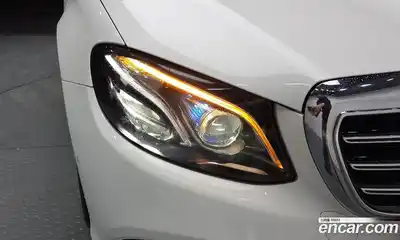 Mercedes-Benz E-Class 2019 1.9 гидро в Москве № 1403744, миниатюра 8
