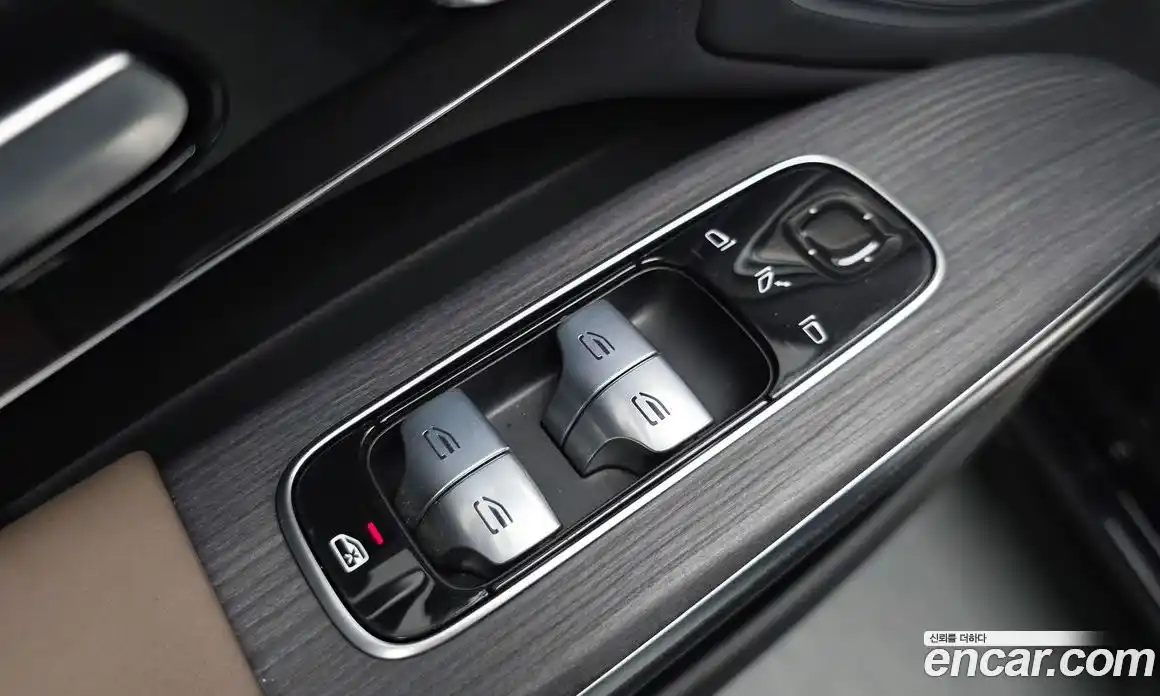 Mercedes-Benz EQS 2022 0.3 гидро в Москве № 1403912, фото 27