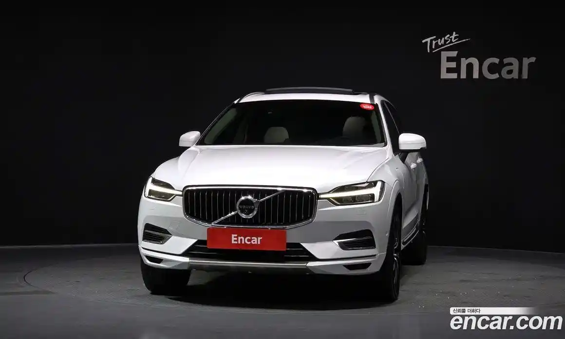 Volvo XC60 2021 2.0 гидро в Москве № 1404633, фото 3
