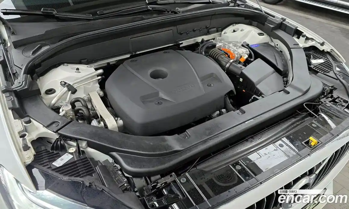 Volvo XC60 2021 2.0 гидро в Москве № 1404633, фото 6
