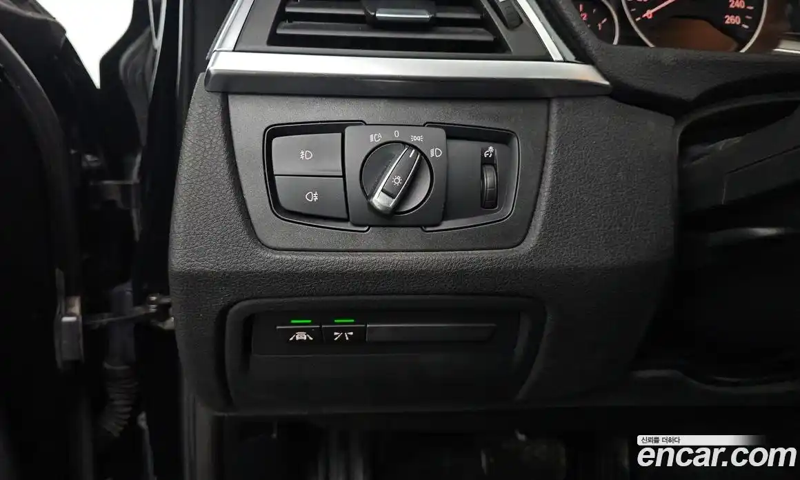 BMW 3-Series 2018 2.0 гидро в Москве, фото 22