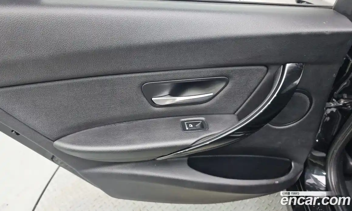BMW 3-Series 2018 2.0 гидро в Москве, фото 28