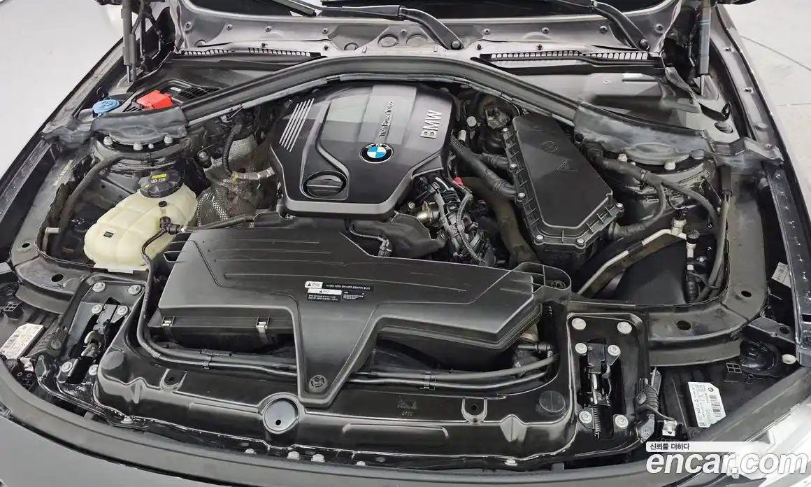 BMW 3-Series 2018 2.0 гидро в Москве, фото 6