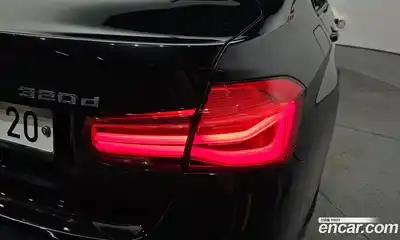 BMW 3-Series 2018 2.0 гидро в Москве, миниатюра 9