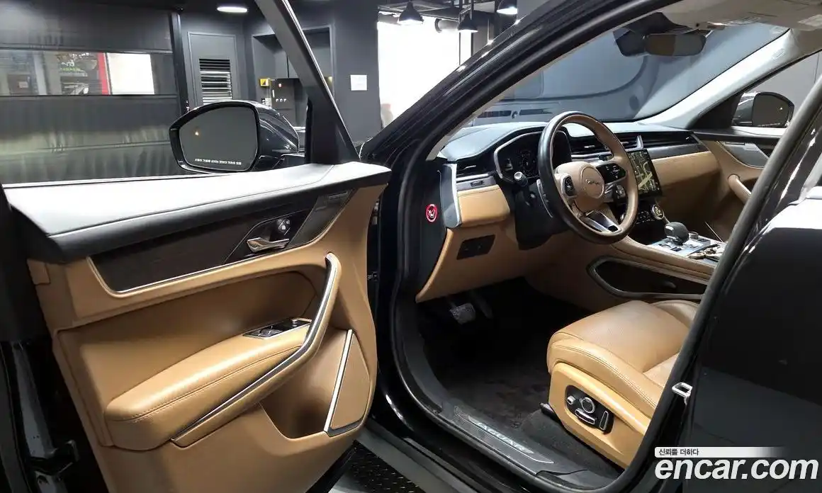 Jaguar F-Pace 2021 2.0 гидро в Москве № 1421680, фото 13