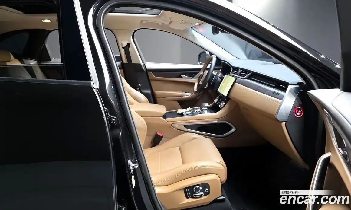 Jaguar F-Pace 2021 2.0 гидро в Москве № 1421680, фото 18