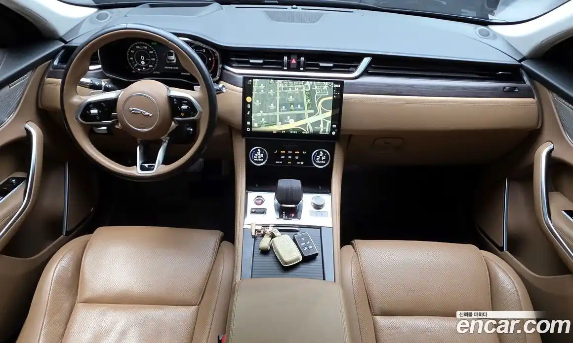 Jaguar F-Pace 2021 2.0 гидро в Москве № 1421680, фото 10