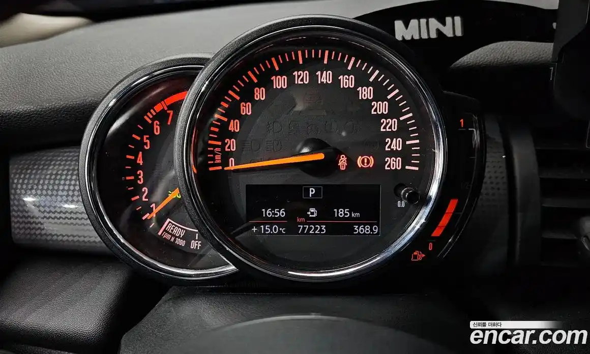 Mini Cooper 2018 1.5 гидро в Москве № 1423730, фото 11