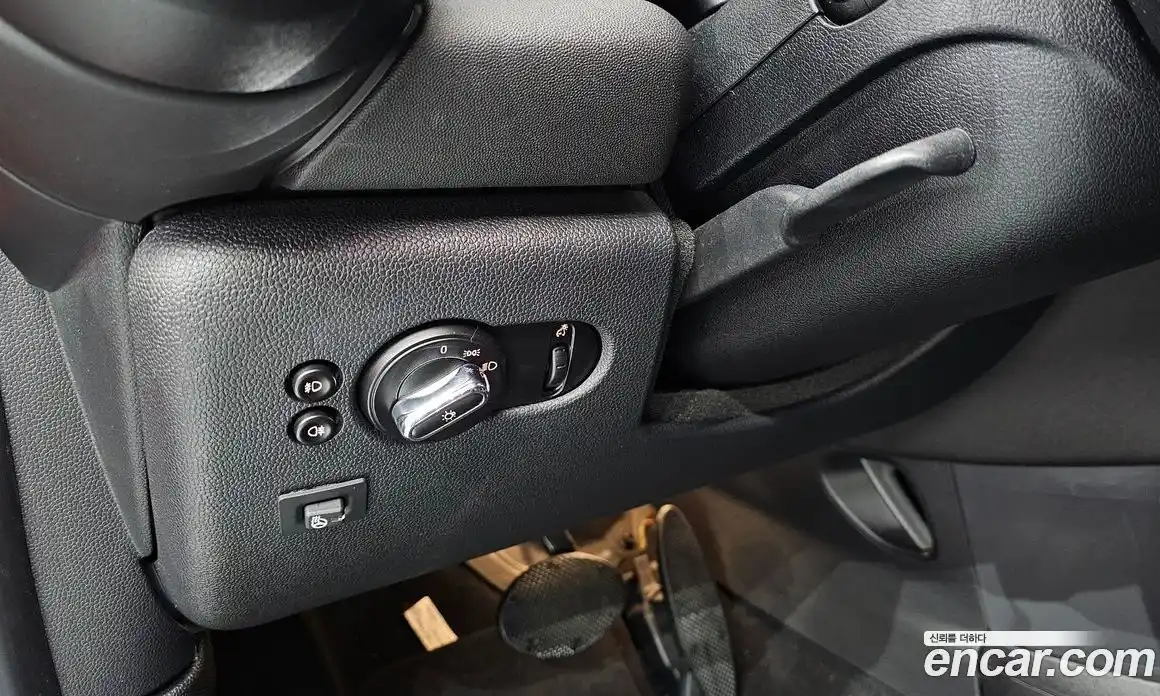 Mini Cooper 2018 1.5 гидро в Москве № 1423730, фото 19
