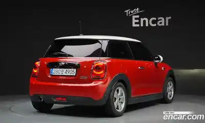 Mini Cooper 2018 1.5 гидро в Москве № 1423730, миниатюра 2