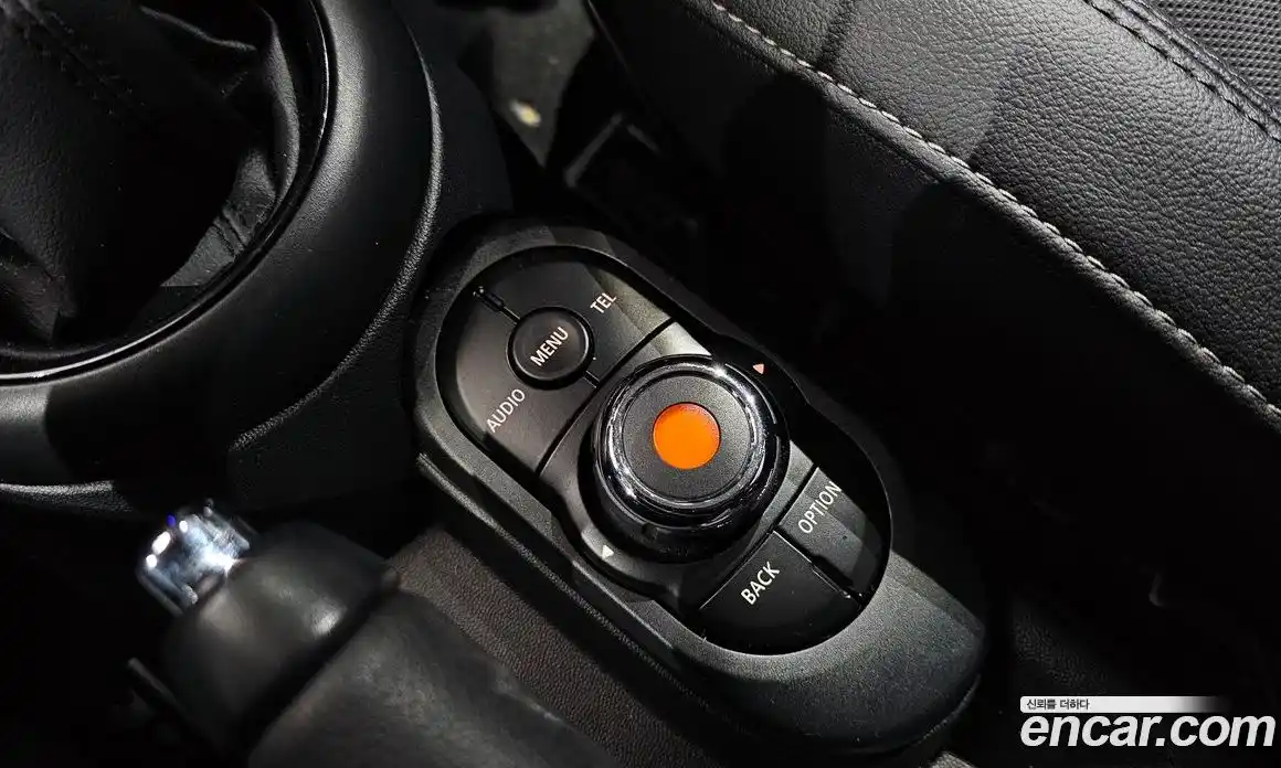 Mini Cooper 2018 1.5 гидро в Москве № 1423730, фото 27